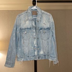Light washed denim jacket